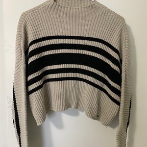 Hollister crop sweater